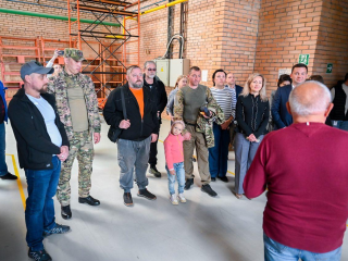 В Ленинском округе стартовала программа промтуризма для ветеранов СВО