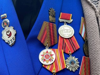 Владимир Путин и Си Цзиньпин пожали руку ветерану из Солнечногорска