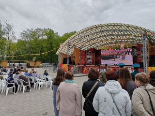 В Зарайске Парад Победы транслируют в главном парке округа