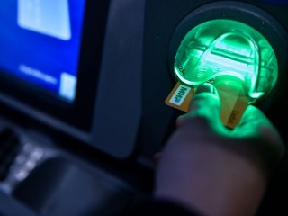 В конце мая появится новое ограничение на денежные переводы