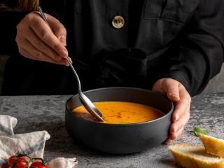 На первом фестивале «Кухня фермера» в Луховицах сварят похлебку в 200-литровом казане