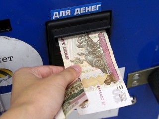 В Госдуме предложили обновить дизайн банкноты ₽100