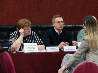 От детских площадок до парковок: жители Наро-Фоминска обсудили вопросы благоустройства с администрацией