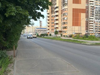 Улицу Главную в микрорайоне Ольгино расширят до двух полос