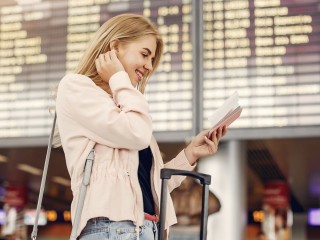 Авиаперелеты за рубеж подешевели благодаря летнему укреплению рубля