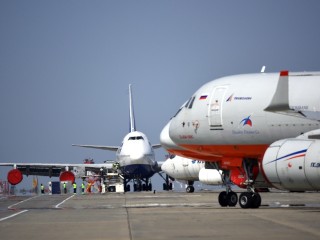 Аэропорты Домодедово и Жуковский работают с ограничениями