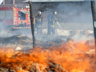 Во Фруктовой сгорела баня, обошлось без пострадавших