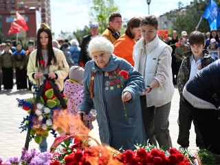 Жители Лосино-Петровского почтили память павших героев Великой Отечественной войны