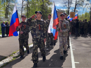 Студенты Тучковского политеха провел свой парад Победы
