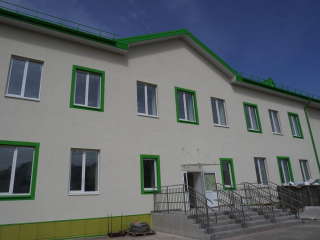 Современное оборудование и новую мебель поставят в начальную Алабинскую школу после капремонта