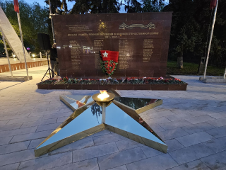 Изъяны на мемориале «Журавли» устранили после сильного ветра