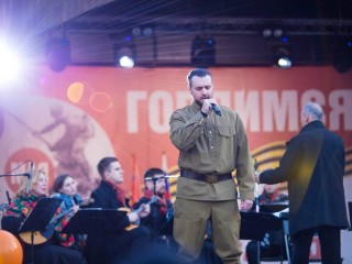 Каширяне спели «День Победы» вместе с ансамблем «Садко»