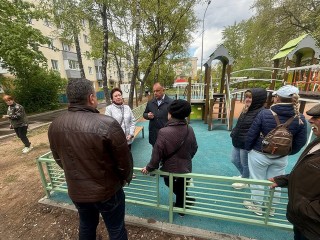 Жители улицы Строителей смогут задать вопросы властям округа
