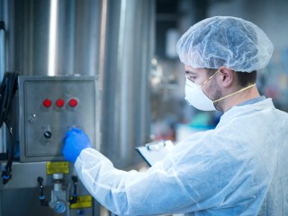 Подмосковная фармкомпания нарастит эффективность с помощью федерального проекта