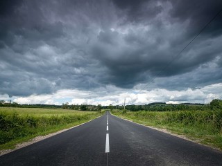 Летом на Одинцово может обрушиться торнадо