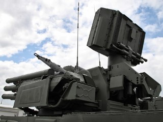 В соседнем с Подмосковьем регионе система ПВО сбила пять БПЛА