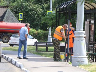 В восьми округах Подмосковья завершили ремонт остановочных павильонов