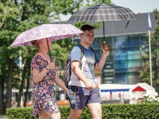 Температура воздуха в Подмосковье впервые в сезоне преодолела 30-градусную отметку