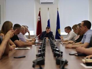 В Реутове обсудили подготовку к зиме на еженедельном часе ЖКХ