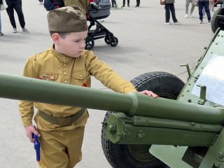 В Реутове открылся парад военной техники под открытым небом