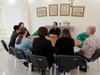 В соццентре «Подольский» организовали психологические занятия с родителями детей-инвалидов