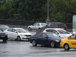 В среду утром на дороги Подмосковья вновь выехал 1 млн. автомобилей