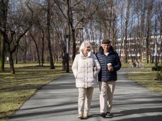 Гериатр рассказала, как пенсионерам проводить праздники с пользой для здоровья