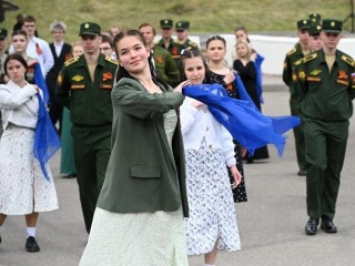 «Синий платочек» станцевали в Серпухове