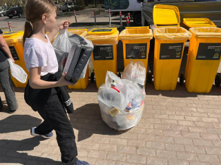 Экомобиль поможет химчанам сдать пластиковые отходы и получить за это бонусы