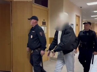 Суд арестовал подростка, напавшего на жительницу Подмосковья в электричке
