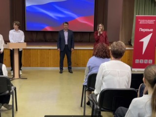 Подростки Серебряных Прудов получили паспорта и новые перспективы