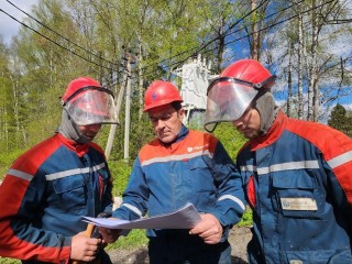 Энергетики полностью восстановили электроснабжение в селе Пересветово