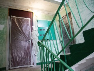 Жители Звездного городка помогают контролировать качество ремонта подъездов