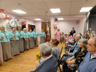 Любимые песни исполнил хор «Загорянушка» в честь творческого юбилея