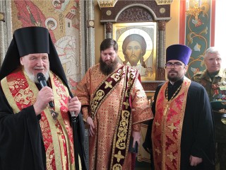 Владыка Николай освятил часовню Георгия Победоносца в Реутове