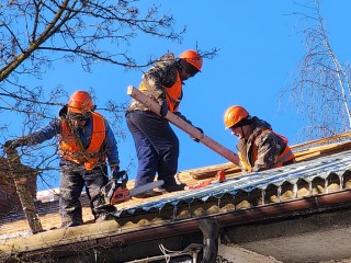 В Керве отремонтировали кровлю дома