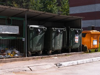 В Берендине наладят вывоз мусора с контейнерной площадки