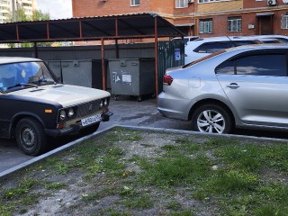 Необычный способ борьбы с неправильной парковкой придумали в Дрожжине