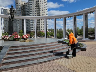 В Пушкино мемориал «Скорбящая мать» готов к празднованию Великой Победы