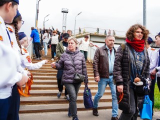 На железнодорожном вокзале Шатуры пассажиров встречали «Прощанием славянки»