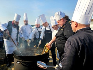 Жителей Дзержинского приглашают в Луховицы на фермерскую похлебку