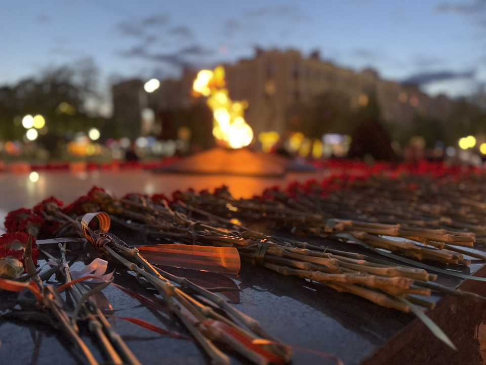 Общественники почтили память павших воинов в Можайске в преддверии Дня памяти и скорби