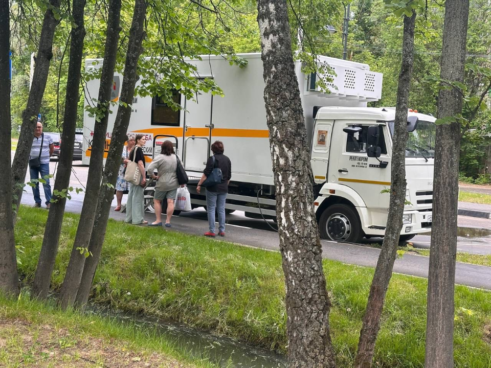 В парке Киово проходит выездная диспансеризация
