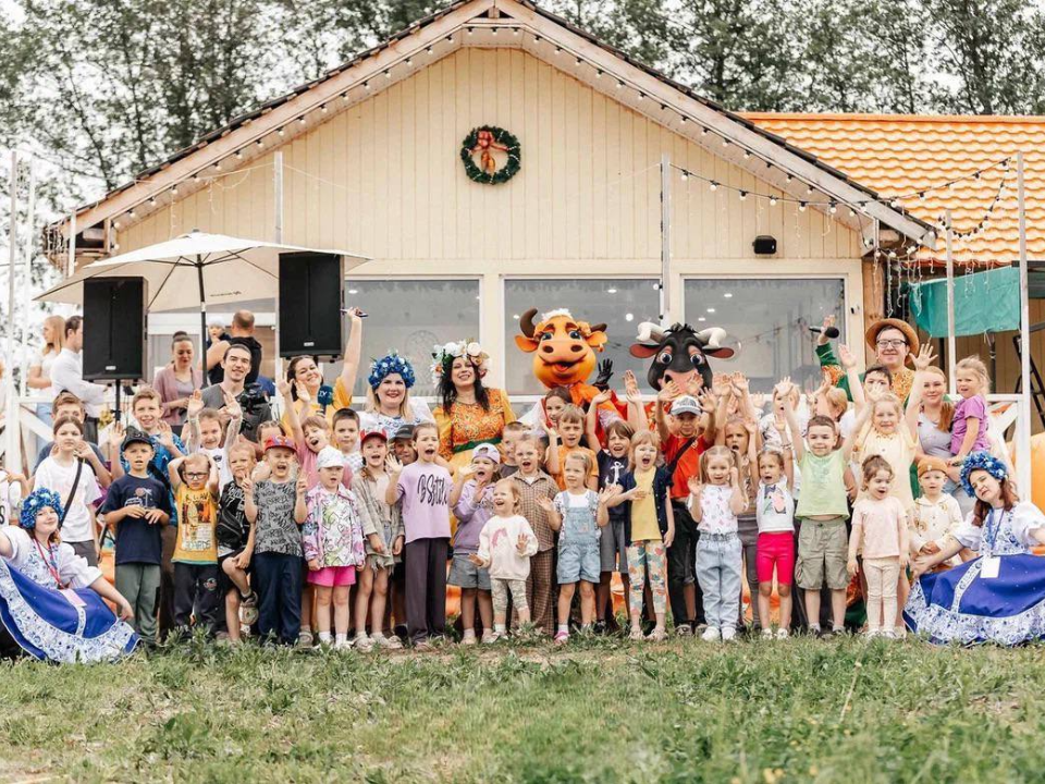 В Орехово-Зуеве прошел «День танцующих коров» на семейной ферме