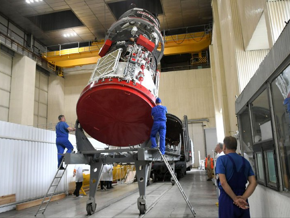 Из Королева на космодром Байконур отправили новый грузовой корабль