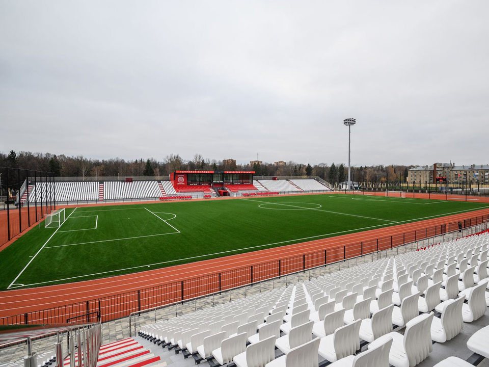 Стадионы в Коломне перешли на летний режим работы