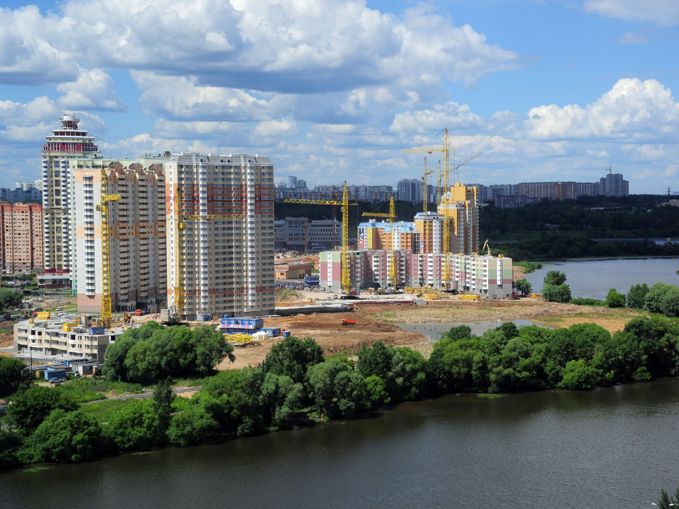Прохладно и дождливо: жара не вернется в Красногорск до июля