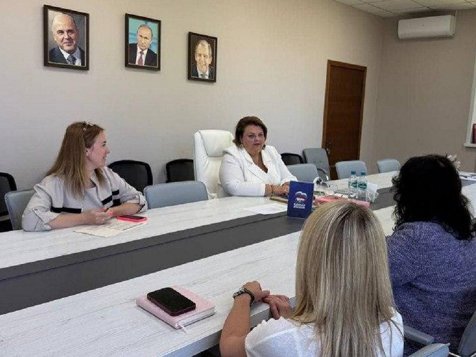 В Богородском округе провели выездной прием по вопросам материнства и детства