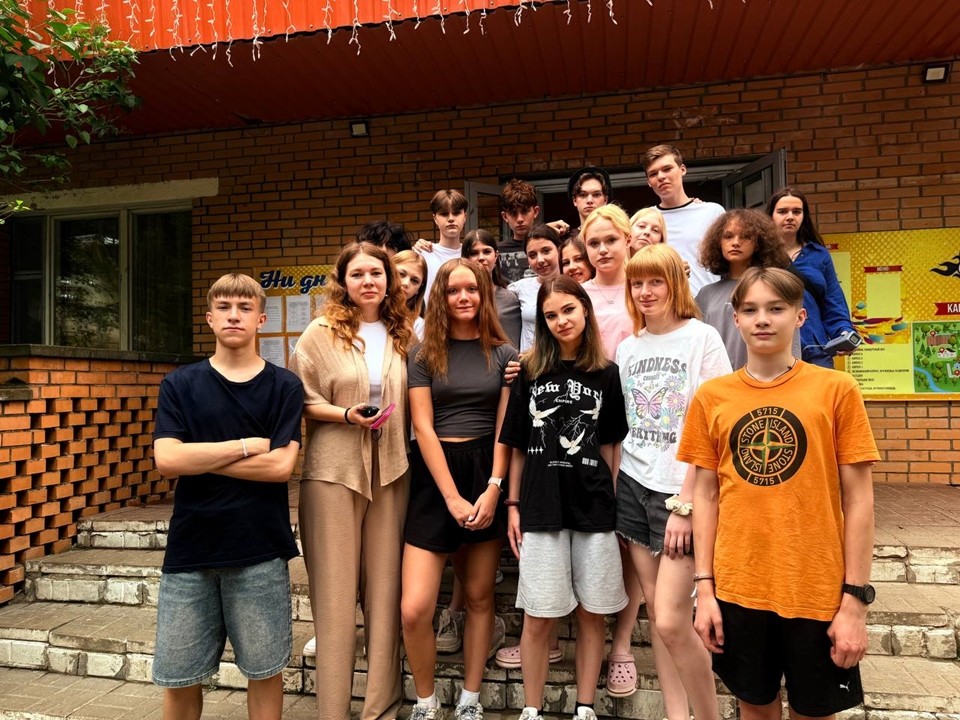 Студенты Губернского колледжа создают яркие каникулы для детей