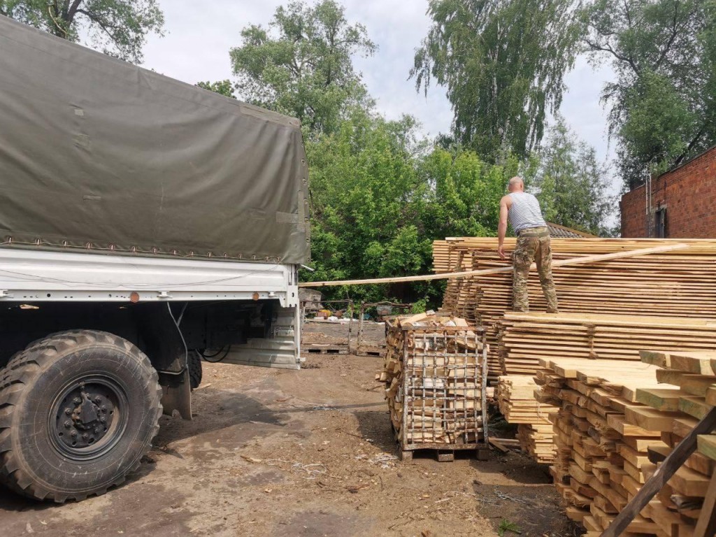 Гуманитарную помощь из Орехово-Зуева отправили бойцам на Покровское направление